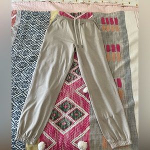 Vuori Boyfriend Jogger - Dove Heather